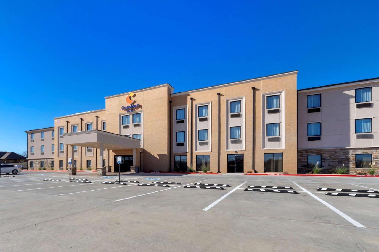 Comfort Inn & Suites Harrah Choctaw Buitenkant foto