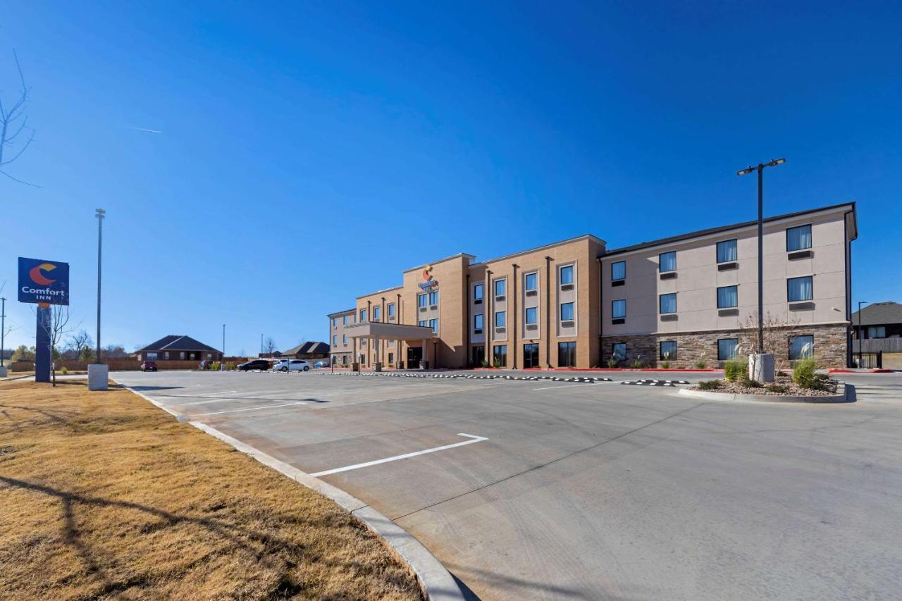 Comfort Inn & Suites Harrah Choctaw Buitenkant foto
