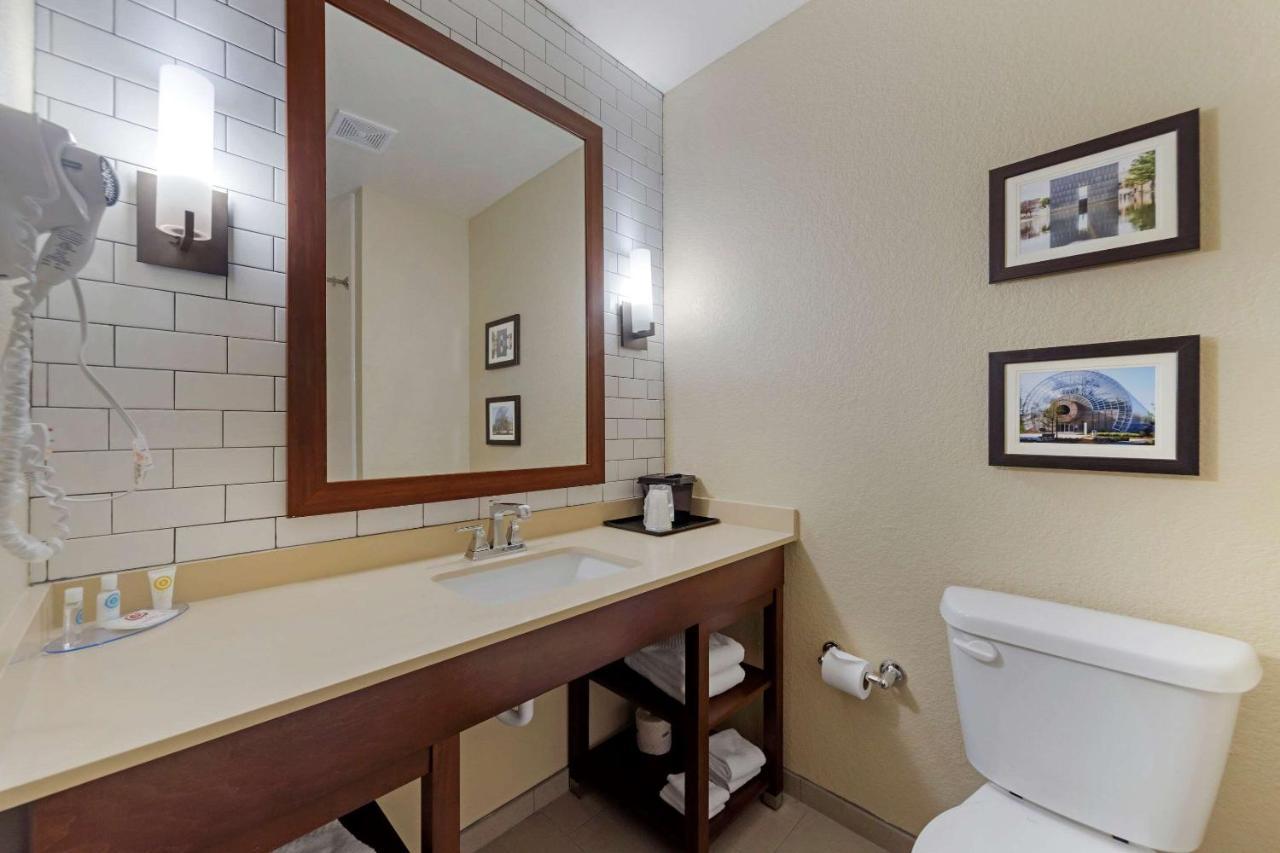 Comfort Inn & Suites Harrah Choctaw Buitenkant foto